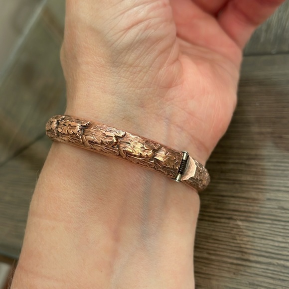 Whiting Davis Hinged Cuff Bracelet Copper Floral Leaf High Relief Signed Vintage - Picture 13 of 16